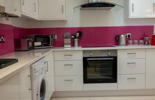 Coalbrookdale House | School Path Ironbridge Home with Roof Terrace