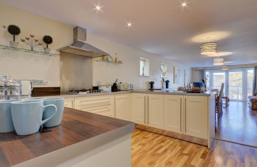 Mortehoe Apartment | Schooner's - Two Bedroom Apartment, Sleeps 4