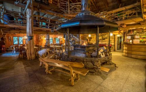 Nowa Ruda Hotel | Schronisko Bukowa Chata