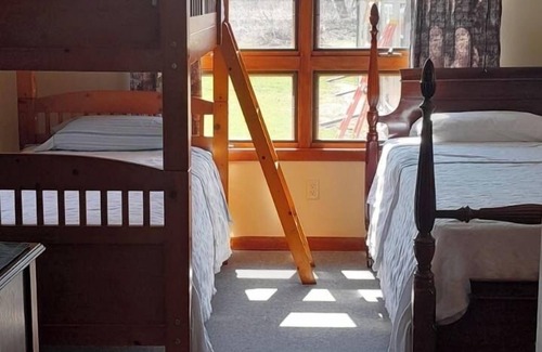Omro Resort | Schuster's Fox River Resort on the Fox River - Walleye Retreat