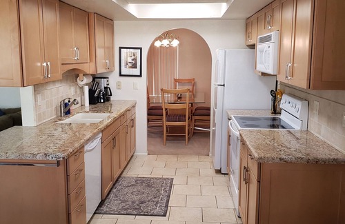 Raskin Estates House | SCOTTSDALE PHOENIX AREA.!.BEST PRICE FOR THIS LOCATION!