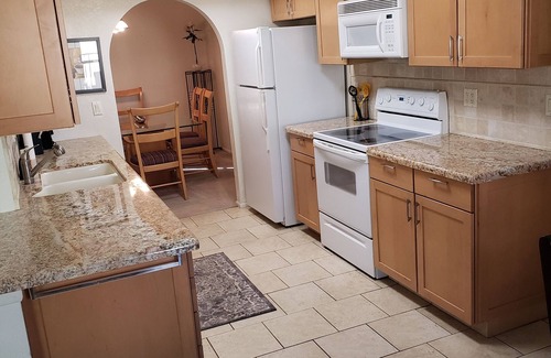 Raskin Estates House | SCOTTSDALE PHOENIX AREA.!.BEST PRICE FOR THIS LOCATION!