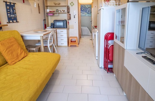 Senigallia Apartment | SE031 - Senigallia, two-room apartment facing the sea at the Piramidi residence
