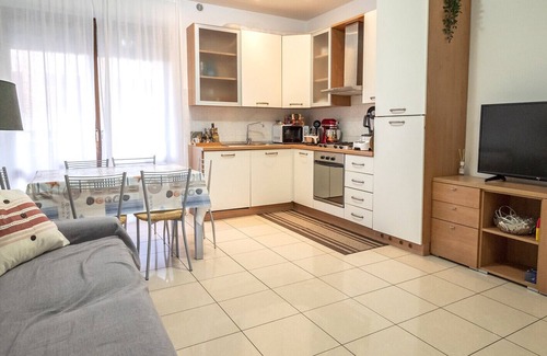 Marzocca Apartment | SE042 - Marzocca, nice three-room apartment 100 meters from the sea