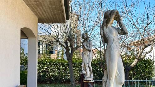 Montemarciano Apartment | SE056 - Montemarciano, deliziosa mansarda con vista mare