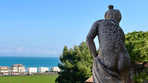 Montemarciano Apartment | SE056 - Montemarciano, deliziosa mansarda con vista mare