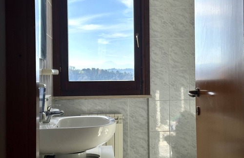 Bettolelle Apartment | SE058 - Senigallia, five-room apartment convenient to services