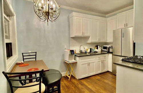 Alamitos Beach Apartment | Sea Breeze @ Charming Suite with Ocean View @ By beach 🏖️ & marina shoreline