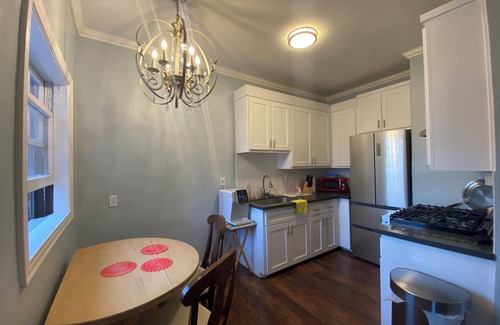 Alamitos Beach Apartment | Sea Breeze @ Charming Suite with Ocean View @ By beach 🏖️ & marina shoreline