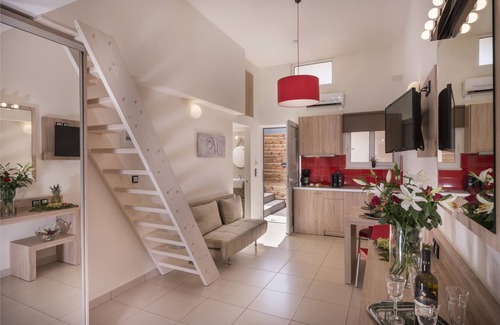 Nea Chora House | Sea & City Apartments