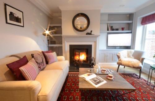 Aldeburgh House | Sea Crest