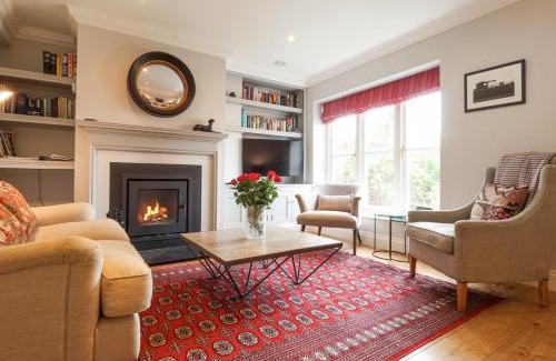 Aldeburgh House | Sea Crest