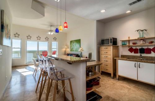Galveston Apartment | Sea Deuce by the Ocean