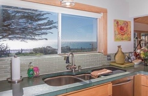 Anchor Bay House | Sea Gate by RedAwning