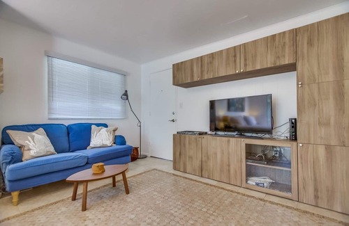 Beach Barber Tract Apartment | Sea Glass Hideaway, Designer Studio, Dog Friendly, Private Patio and Parking!