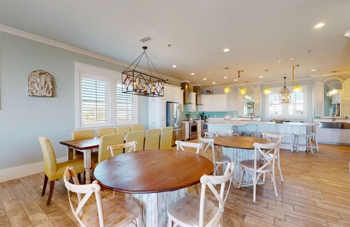Gulf Shores House | SEA GLASS Luxury Beachfront Home, Private Pool, Million Dollar Gulf Views