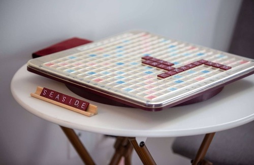 Newburyport House | Sea Love Beach: Walk to Beach, 2 Living Rooms, Central AC, Outdoor Shower, Smart TVs, Deck, Grill