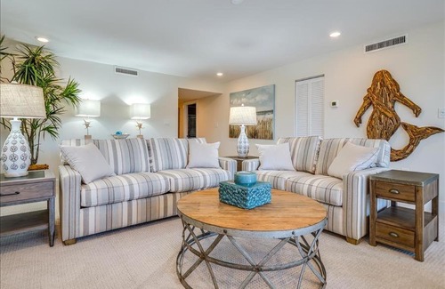 Boca Grande Apartment | Sea Oats 244 Apartment