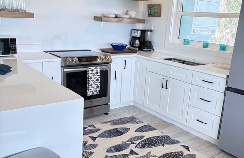 Green Turtle Cay House | Sea Orchid a 2-2 house, located on Green Turtle Cay Abaco Bahamas