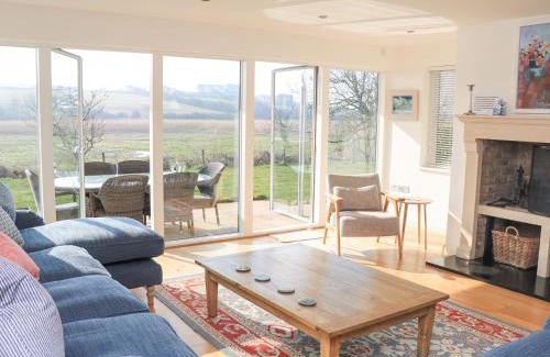 Thurlestone House | Sea Peep