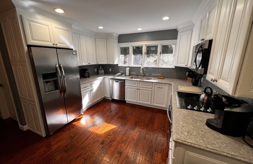 Heritage Woods House | Sea Pines, Brand New Kitchen/Main Suite, private pool/spa, Quiet Neighborhood