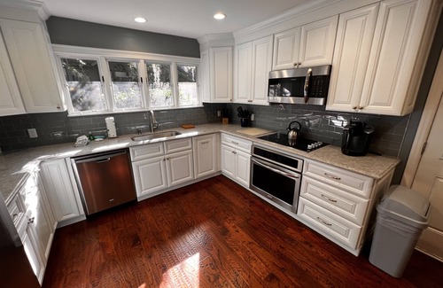 Heritage Woods House | Sea Pines, Brand New Kitchen/Main Suite, private pool/spa, Quiet Neighborhood