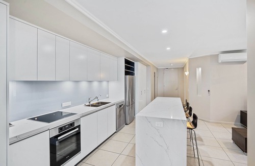 Trinity Beach Apartment | Sea Point On Trinity Beach
