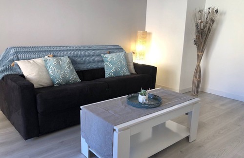 Arrondissement de Nice Apartment | Sea Spray 1 Bedroom Sea View