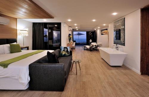 Camps Bay House | Sea Star Rocks Boutique Hotel