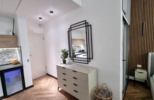 Ashkelon Apartment | Sea Suites - סוויטות מהממות עם מרפסת ליד המרינה באשקלון