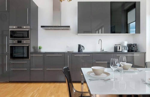 Srodmiescie Apartment | Sea Towers 204 | Gdynia | Spacious Apartment | Parking | By the Port