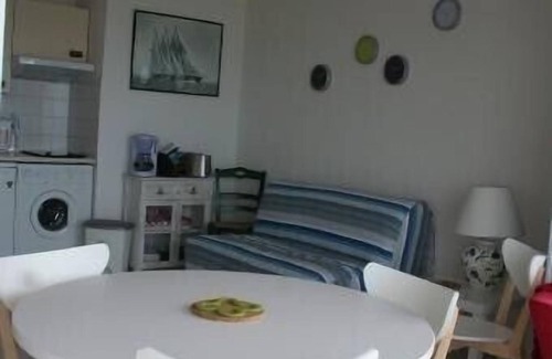 Saint-Pierre-Quiberon Apartment | Sea view apartment with direct beach access, private parking, sleeps 4