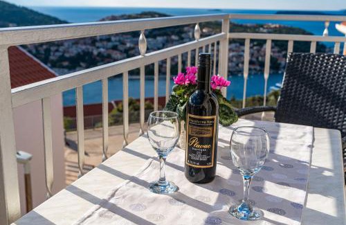 Gruz Apartment | Sea View Apartment Nuncijata