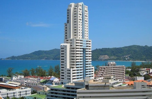 Patong Apartment | Sea view apartment with jacuzzi at Patong Tower