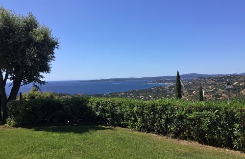 Les Issambres Apartment | SEA VIEW and POOL - Beautiful Apartment overlooking the Gulf of St Tropez