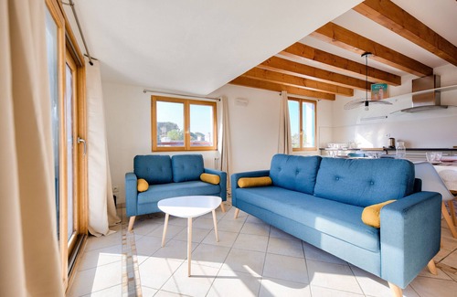 Saint-Pierre-Quiberon Ski Chalet | Sea view - House for 7 with balcony