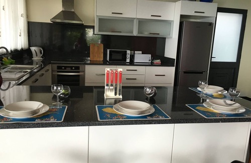 Estreito da Calheta House | Sea view holiday home