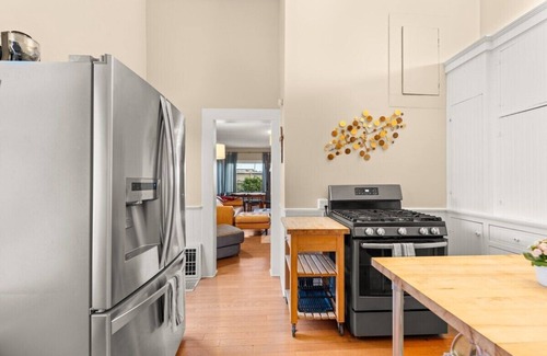 Ventura House | Sea View, Sauna, Hot Tub, Beach Bikes, Stream