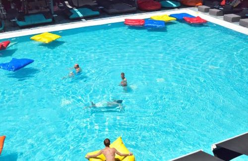 Salamis Apartment | Sea View Serenity Βeachfront & Pool 108