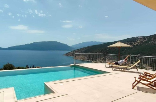Agia Efimia Villa | Sea View Vacation Rental