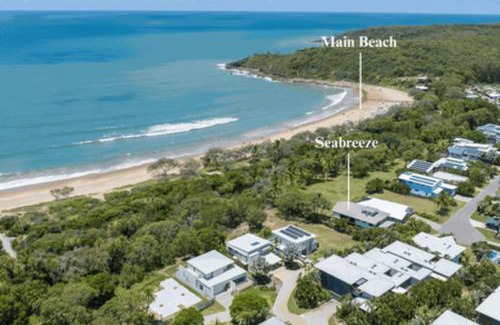 Agnes Water House | Seabreeze - 5 BR w Pool Table - Beachfront