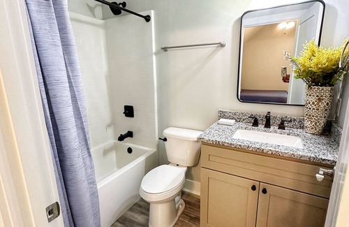 Dale House | Seabrook Coastal Cottage - Beaufort and Parris Island