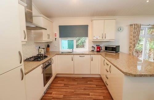 Narberth Cottage | SEACROFT, pet friendly, character holiday cottage in Kilgetty