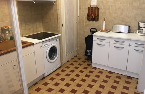 Menton Apartment | Seafront apartment, with see view, near the historic center and shops