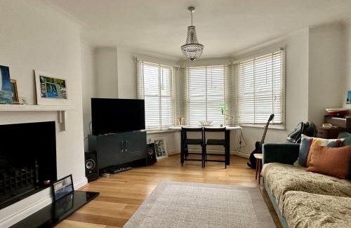 Hove Apartment | Seafront Medina