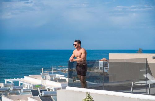 Kato Galatas Villa | Seafront villas I "Free" Heated pools & 100m to Sea