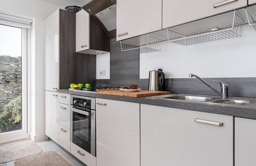 Conwy Cottage | Seahorses - Two Bedroom Cottage, Sleeps 4