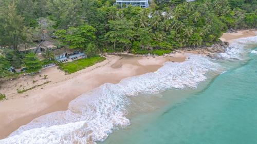 Sa Khu Resort | Sealord Naithon Beachfront Villa
