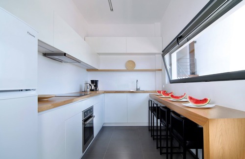 Souda House | Seametry Luxury Living Apartments Adults Only