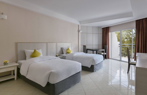 Nong Kae Hotel | Seapine Beach Golf and Resort Hua Hin